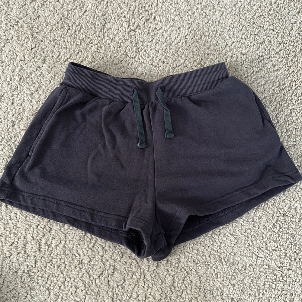 Young La For Her Everyday Short